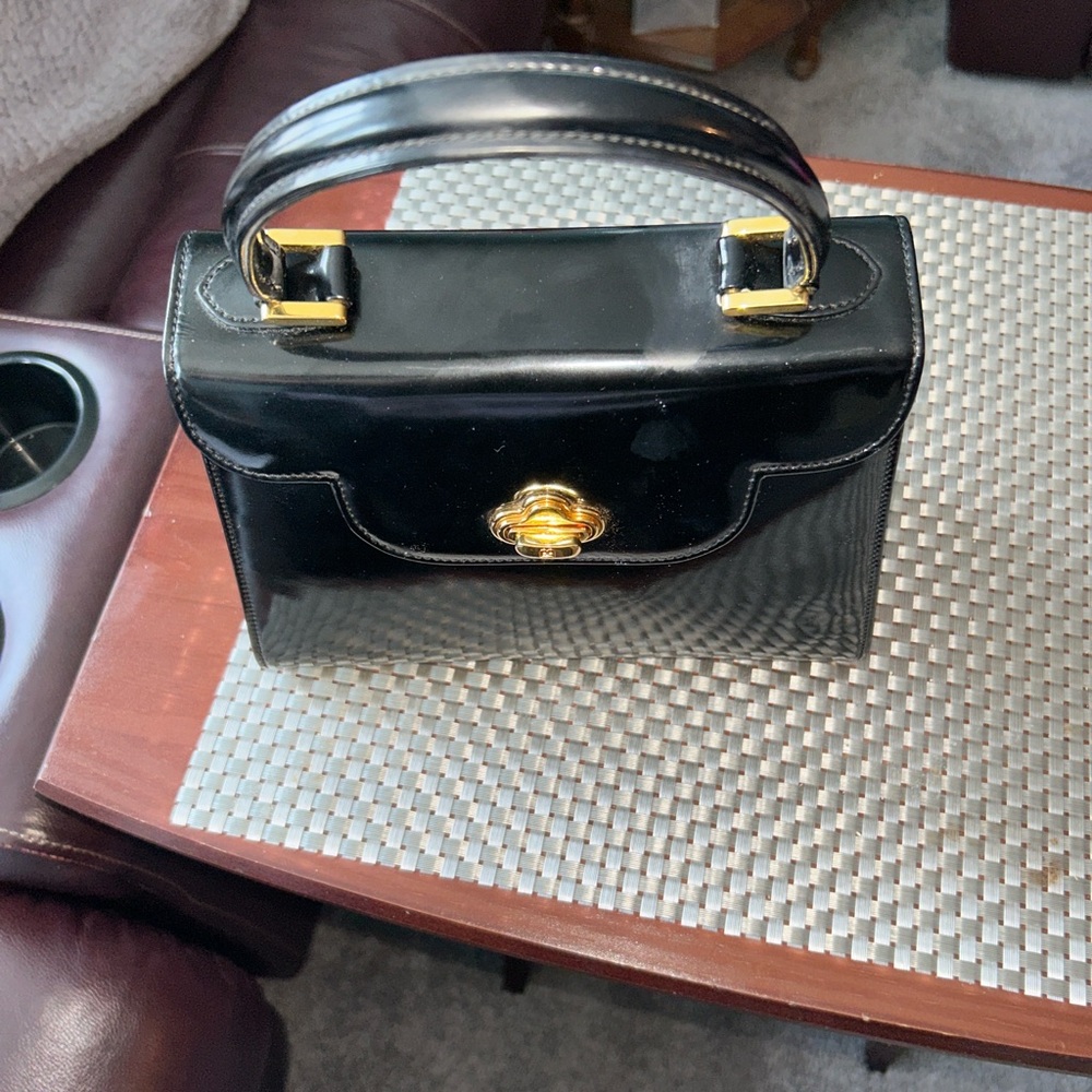 Bally One-handle handbag calfskin black leather Ladie H 7”x W 4”x D 9 Send Offer - Picture 11 of 11